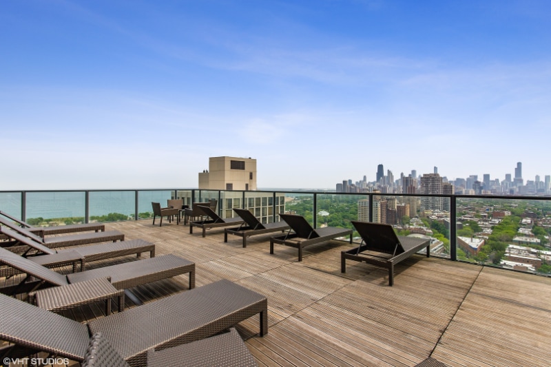 Building Photo - 2400 N Lakeview Ave