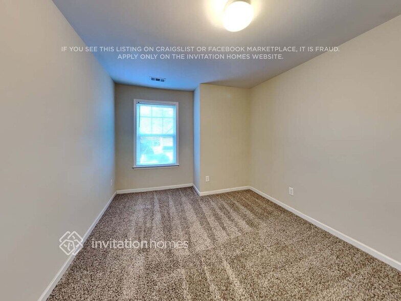 Building Photo - 4328 Savannah Dr