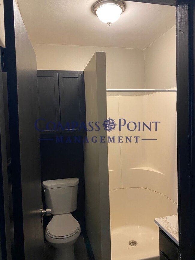 Building Photo - 707-709 Paul Ave