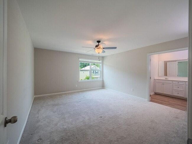 Building Photo - 287 Golden Eagle Pkwy