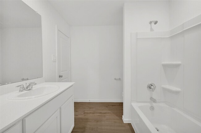 Building Photo - 17942 Becker Lndg Dr