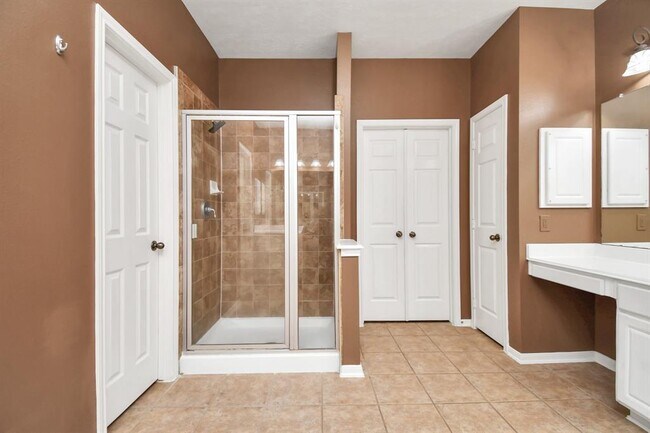 Building Photo - 2523 Sunstone Ln