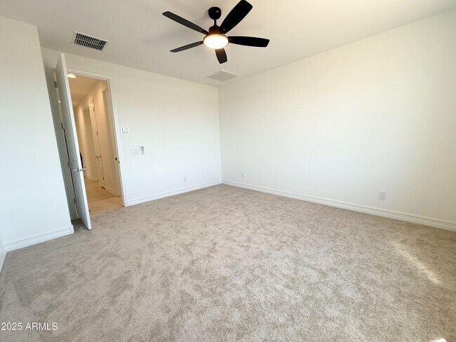 Building Photo - 17017 W Shangri La Rd