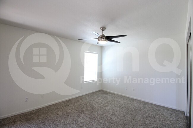 Building Photo - 5998 N 78th St