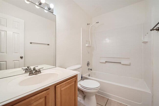 Building Photo - 20840 Silverbell Ln