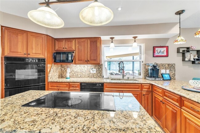 Building Photo - 2715 Montague Ct E