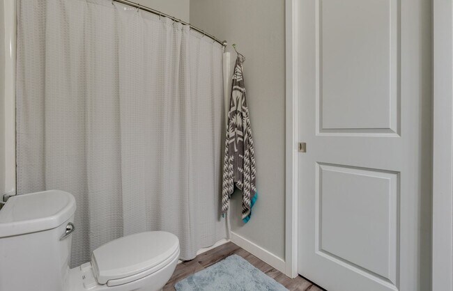 Building Photo - Spacious Happy Valley Townhome Featuring Three Bedrooms, Two Balconies & Attached Garage