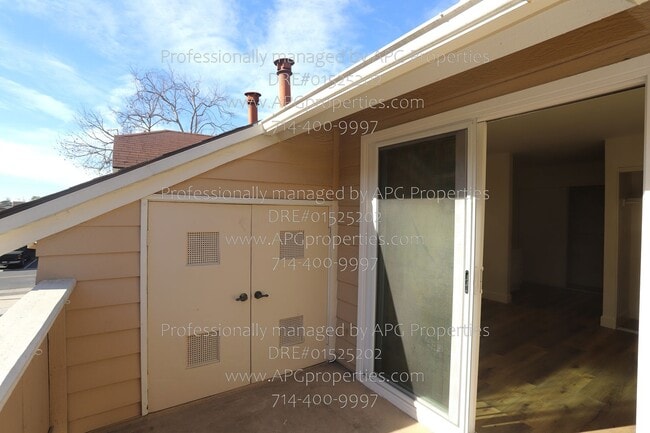 Building Photo - 7704 Elmdale Way