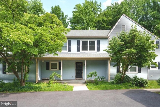 Building Photo - 211 Ross Stevenson Cir