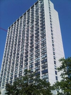 Primary Photo - 5100 N Marine Dr