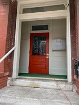 Building Photo - 331 Penn St
