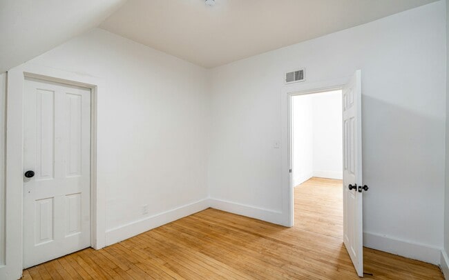 Building Photo - 2955 N 17th St