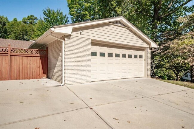 Building Photo - 1799 Ashentree Ct