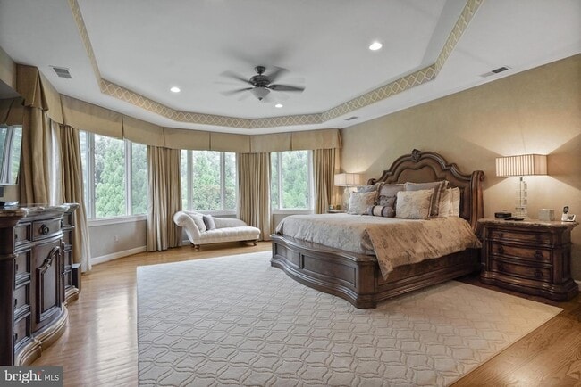 Building Photo - 9864 Walker Glen Ct