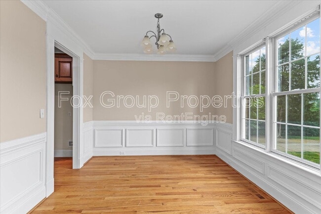 Building Photo - 7887 Mountain Shore Dr