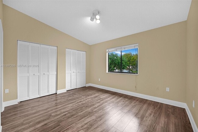 Building Photo - 4930 S University Dr