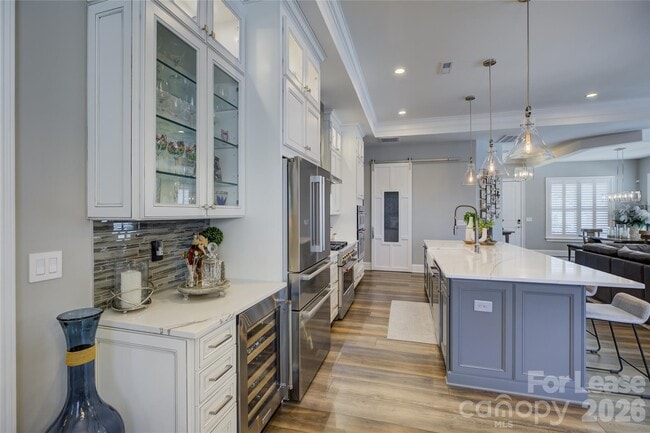 Building Photo - 82132 Standing Oak Dr