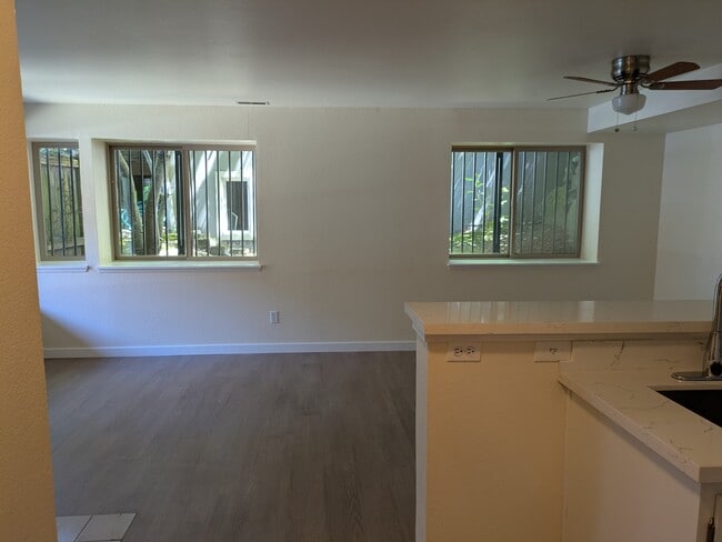 Building Photo - 29 Etruria St
