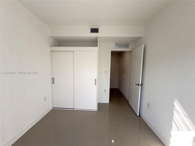 Building Photo - 25823 SW 145th Ave