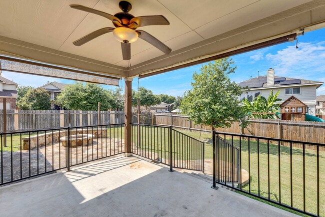 Building Photo - 2300 Dovetail St