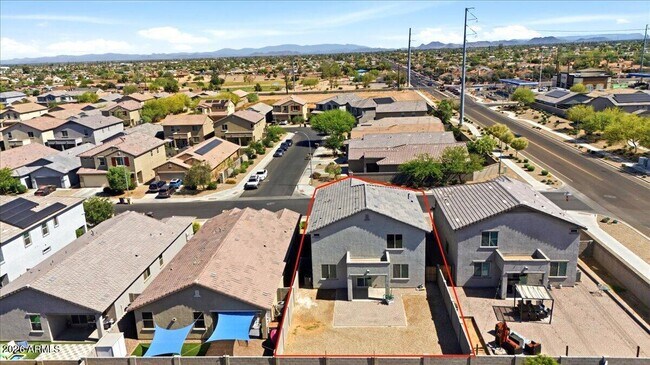 Building Photo - 7119 W Golden Ln
