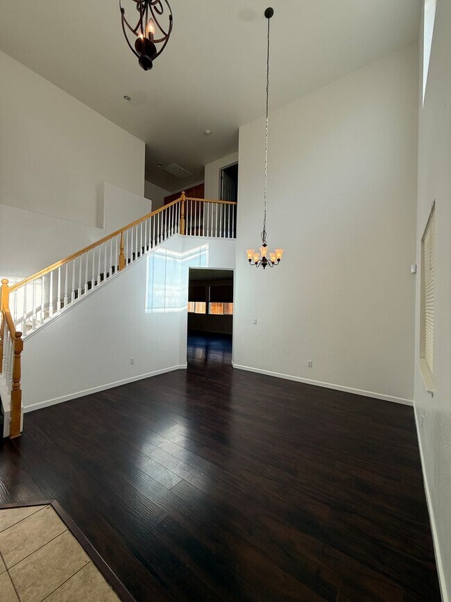Building Photo - 2429 Flatley Cir