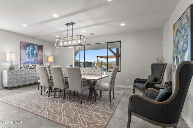 Building Photo - 2500 Lupine Ln