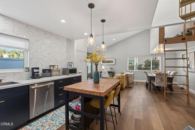 Building Photo - 5350 Driftwood St