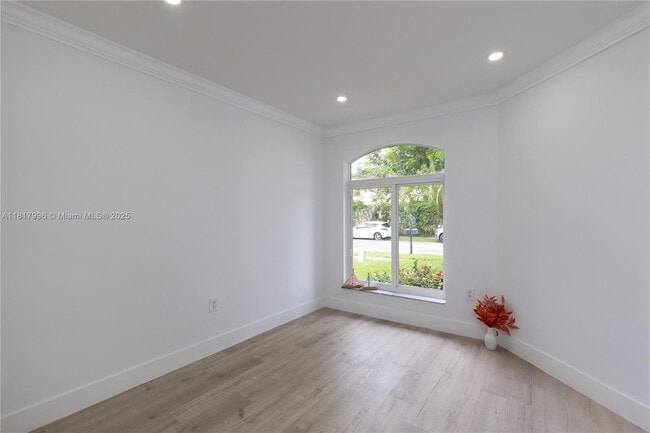Building Photo - 46 Gables Blvd
