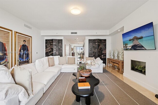 Building Photo - 9705 Collins Ave