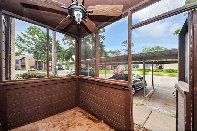 Building Photo - 12755 Mill Ridge Dr