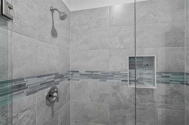 Building Photo - 6059 Rivendell Dr