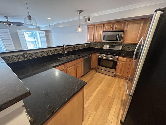 Building Photo - 2920 Sherman Ave NW