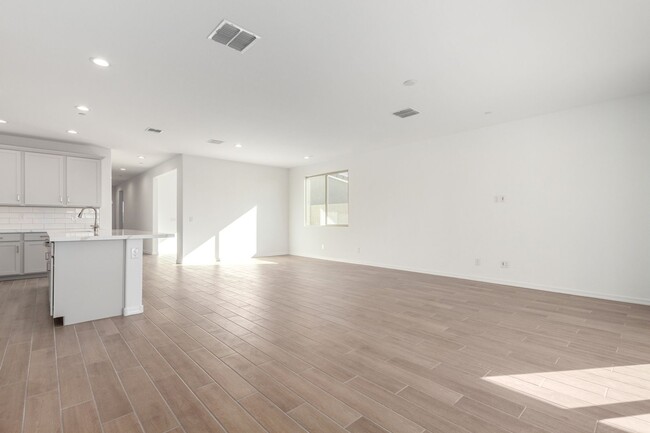 Building Photo - 50% OFF 1st Month's Rent!* Brand new 4 bed...