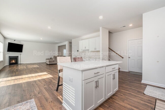 Building Photo - 10759 Adair Wds Dr