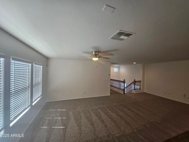 Building Photo - 40438 W Helen Ct
