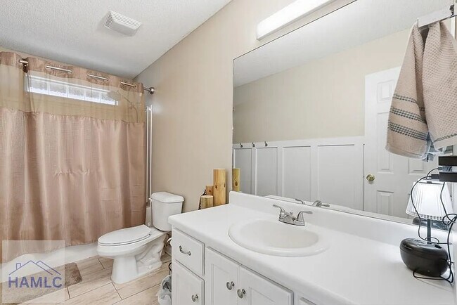 Building Photo - 211 Wentworth Way