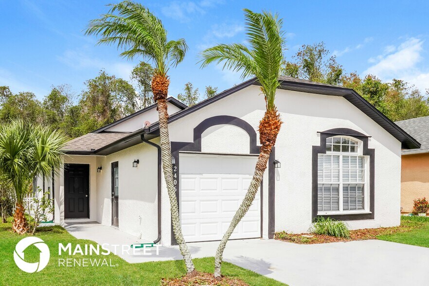 Building Photo - 2406 Parsons Pond Cir