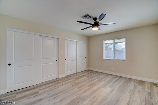 Building Photo - 4401 Vía Torino