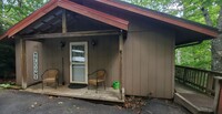 Building Photo - Cozy 2 Bd/2Ba Home in Linville Land Harbor