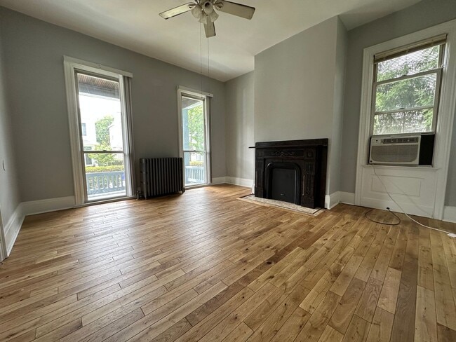 Building Photo - 355 Lehigh Ave