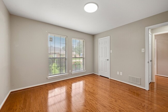 Building Photo - 1802 Campbell Trail