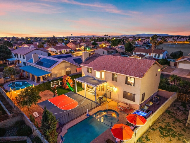 Building Photo - 7157 W Windrose Dr