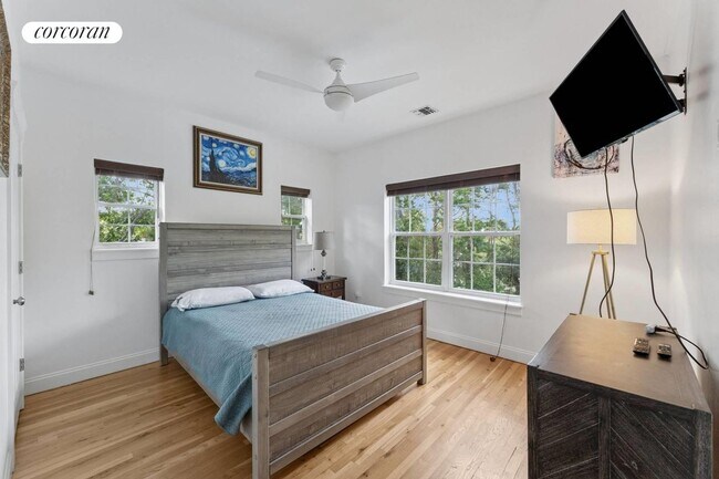 Building Photo - 199 Shinnecock Hills Rd