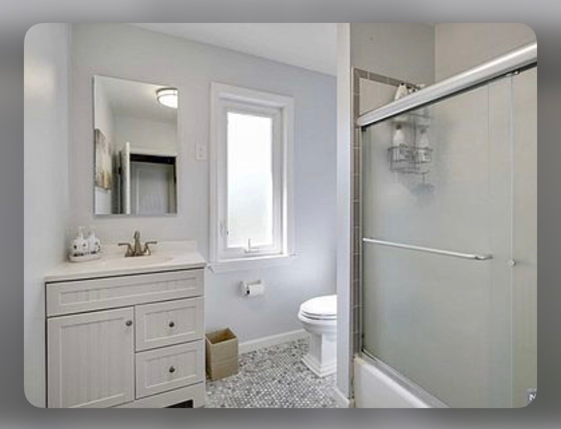 Building Photo - 109 Park St