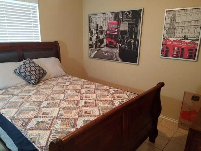 Cherry Queen Sleigh Bed - 130 Easy St