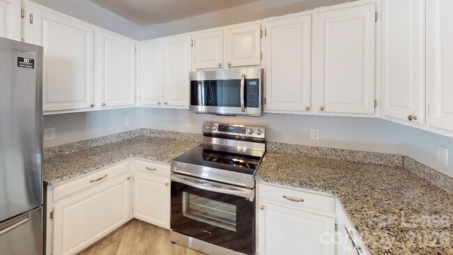 Building Photo - 1105 Torrence Cir