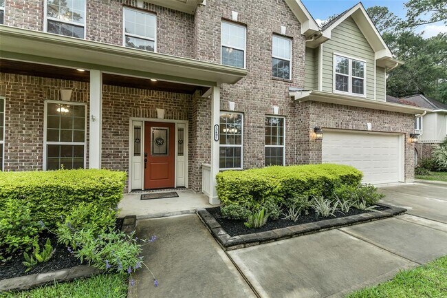 Building Photo - 15407 Cypress Gdns Dr