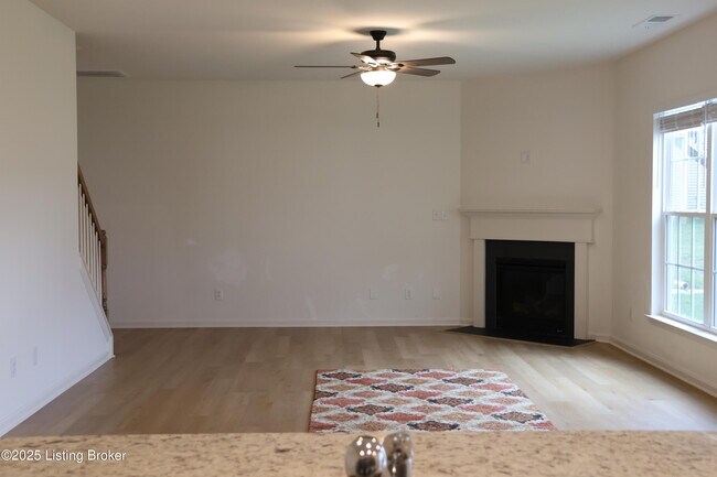 Building Photo - 11703 Parkview Pt