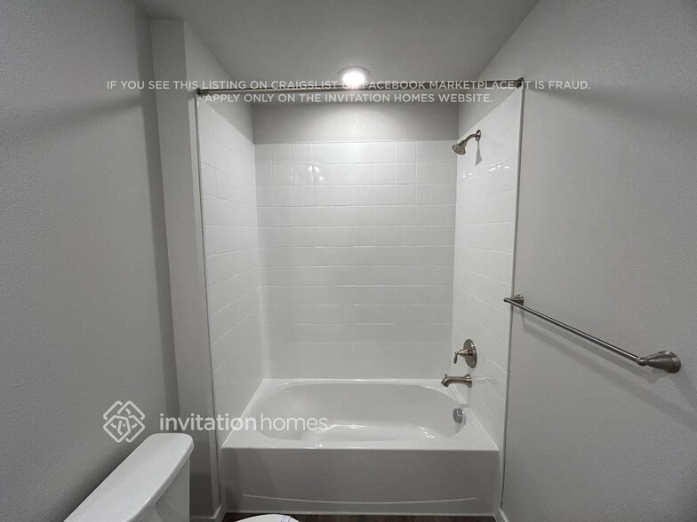 Building Photo - 4427 Shivaree St